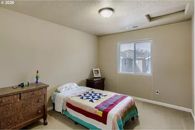 3710 SE Scarlet Pl, Hillsboro, OR 97123 - Photo 37