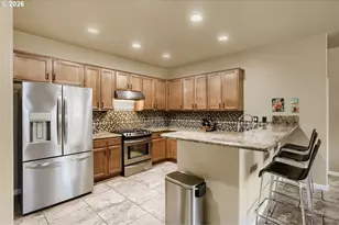 3710 SE Scarlet Pl, Hillsboro, OR 97123 - Photo 19