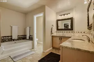 3710 SE Scarlet Pl, Hillsboro, OR 97123 - Photo 35