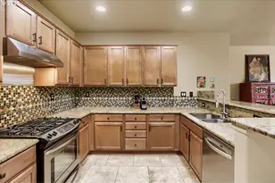 3710 SE Scarlet Pl, Hillsboro, OR 97123 - Photo 19