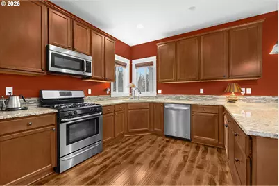 18775 Sunblaze Dr, Oregon City, OR 97045 - Photo 11