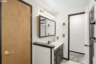 777 60th St, Springfield, OR 97478 - Photo 19