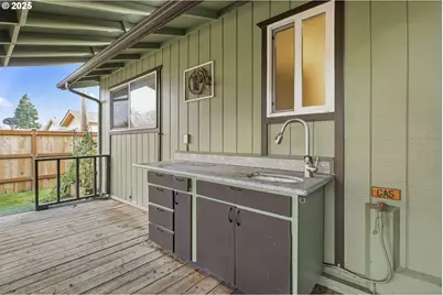 777 60th St, Springfield, OR 97478 - Photo 31