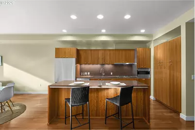 841 S Gaines St #333, Portland, OR 97239 - Photo 3