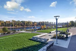 841 S Gaines St, Portland, OR 97239 - Photo 27