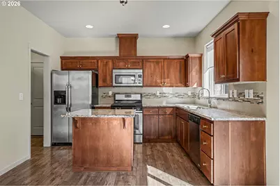 1705 Merganser St, Silverton, OR 97381 - Photo 13