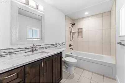16600 SE Salmon St, Portland, OR 97233 - Photo 21