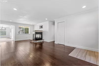 16600 SE Salmon St, Portland, OR 97233 - Photo 7