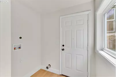 1712 SE Stark St, Portland, OR 97214 - Photo 37