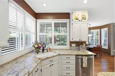 21820 SW Fuller Dr, Tualatin, OR 97062 - Photo 15