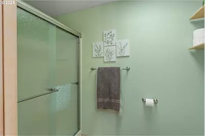 16051 SW Refectory Pl, Portland, OR 97224 - Photo 25