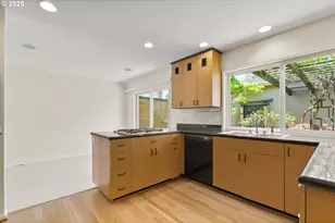 62 Condo Lea Terrace, Lake Oswego, OR 97035 - Photo 5