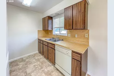 1959 Green Ave, Roseburg, OR 97471 - Photo 13