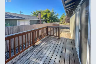 1959 Green Ave, Roseburg, OR 97471 - Photo 15