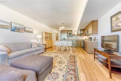3970 N Interstate Ave #307, Portland, OR 97227 - Photo 7