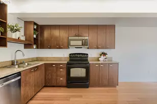 3970 N Interstate Ave, Portland, OR 97227 - Photo 17