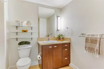 3970 N Interstate Ave #307, Portland, OR 97227 - Photo 17