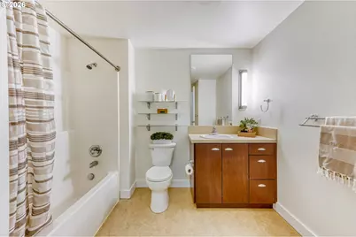 3970 N Interstate Ave #307, Portland, OR 97227 - Photo 17