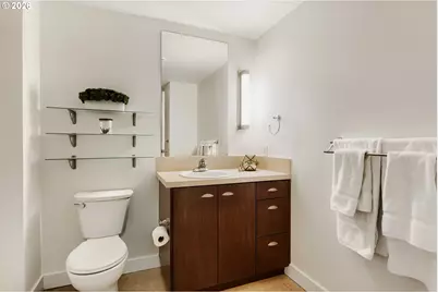 3970 N Interstate Ave #307, Portland, OR 97227 - Photo 27