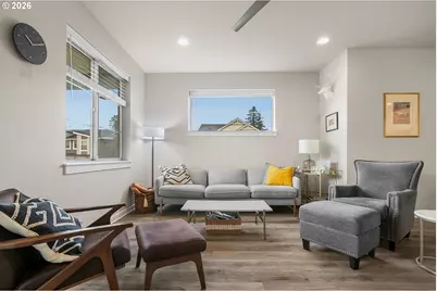 7269 SW Chestnut Ln, Wilsonville, OR 97070 - Photo 3