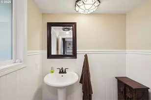 23417 NE Canyon Rd, Battle Ground, WA 98604 - Photo 11