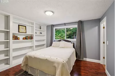 23417 NE Canyon Rd, Battle Ground, WA 98604 - Photo 9