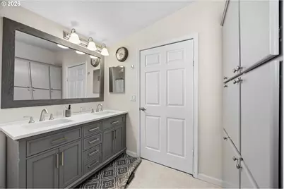 1342 Orchard Ln, Roseburg, OR 97471 - Photo 15
