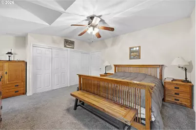 1342 Orchard Ln, Roseburg, OR 97471 - Photo 13