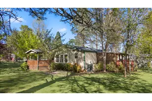 1342 Orchard Ln, Roseburg, OR 97471 - Photo 21