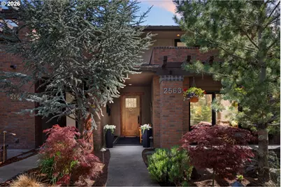 2563 NW Crossing Dr, Bend, OR 97703 - Photo 1