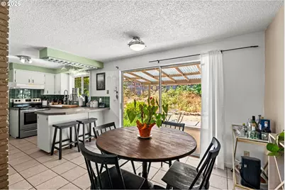 4080 Oak St, Eugene, OR 97405 - Photo 7