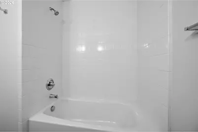325 NE Graham St #6, Portland, OR 97212 - Photo 21