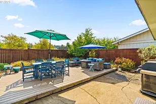 3837 Kevington Ave, Eugene, OR 97405 - Photo 33