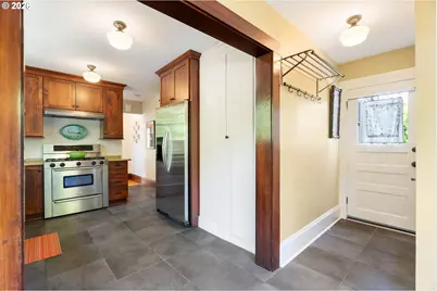 3311 NE Tillamook St, Portland, OR 97212 - Photo 23