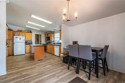 743 Caroline St, Bandon, OR 97411 - Photo 11