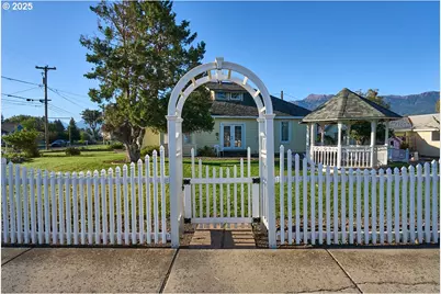 110 N Holmes St, Enterprise, OR 97828 - Photo 21