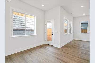 18015 SW Monashee Ln, Beaverton, OR 97007 - Photo 17