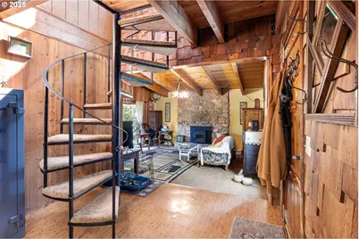 38350 McKenzie Hwy, Springfield, OR 97478 - Photo 15