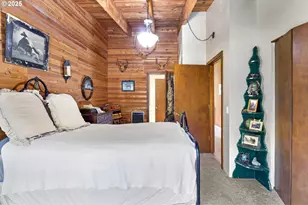 38350 McKenzie Hwy, Springfield, OR 97478 - Photo 29