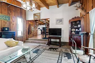 38350 McKenzie Hwy, Springfield, OR 97478 - Photo 13