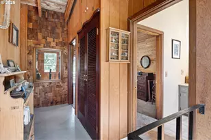 38350 McKenzie Hwy, Springfield, OR 97478 - Photo 25