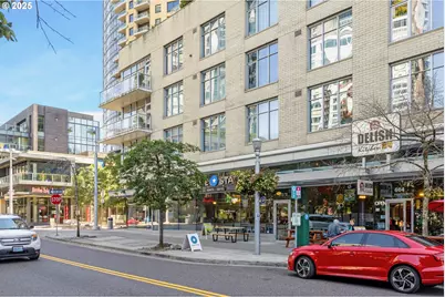 3570 S River Pkwy #1313, Portland, OR 97239 - Photo 39