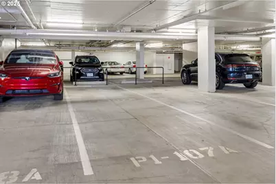 3570 S River Pkwy #1313, Portland, OR 97239 - Photo 27