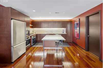 3570 S River Pkwy #1313, Portland, OR 97239 - Photo 9