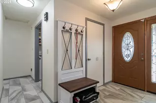 124 Aloha Ct, Roseburg, OR 97471 - Photo 3