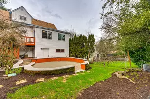 9638 SW 50th Ave, Portland, OR 97219 - Photo 39