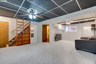 9638 SW 50th Ave, Portland, OR 97219 - Photo 33