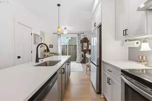 1648 N Emerson St, Portland, OR 97217 - Photo 15