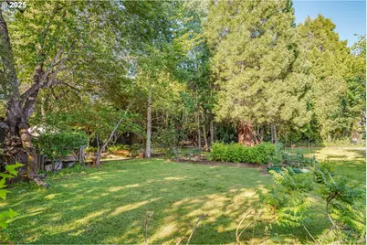 4142 SW Hamilton St, Portland, OR 97221 - Photo 5