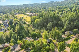 4142 SW Hamilton St, Portland, OR 97221 - Photo 9